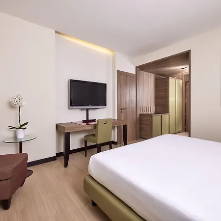 Blu Brixia Otel 4*