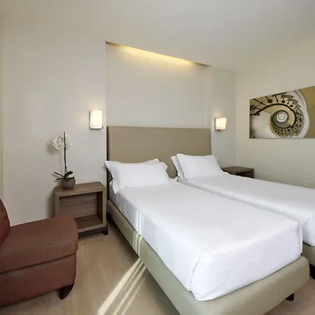 Blu Brixia 4*