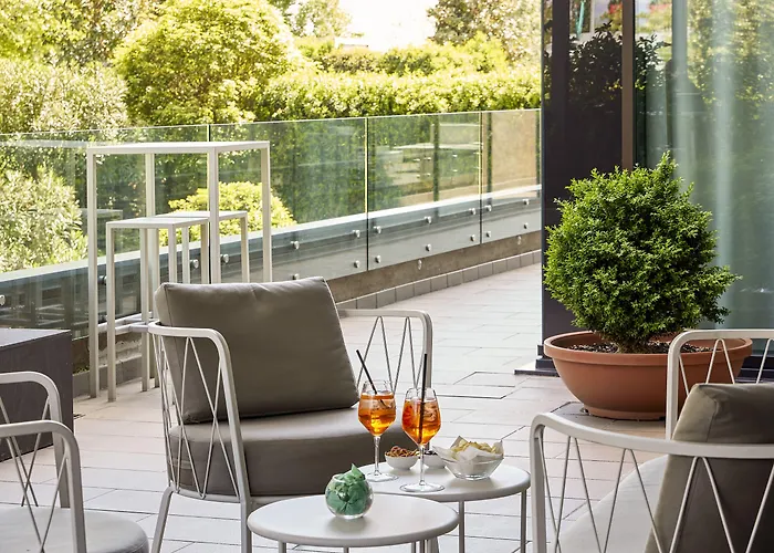 Blu Brixia 4*