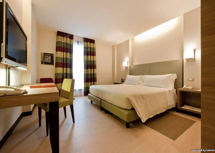 Blu Brixia 4*
